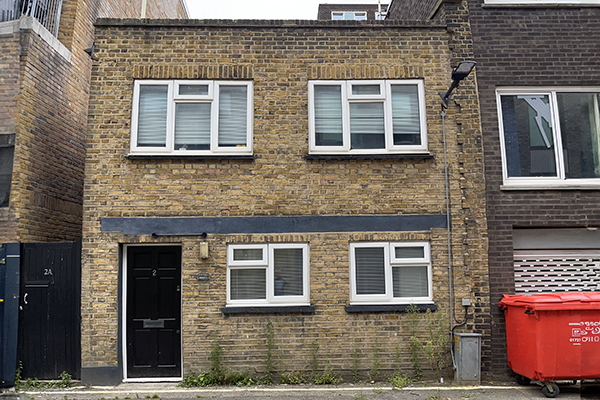 Burrows Mews, SE1