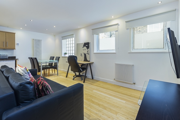 Burrows Mews, SE1 8LD